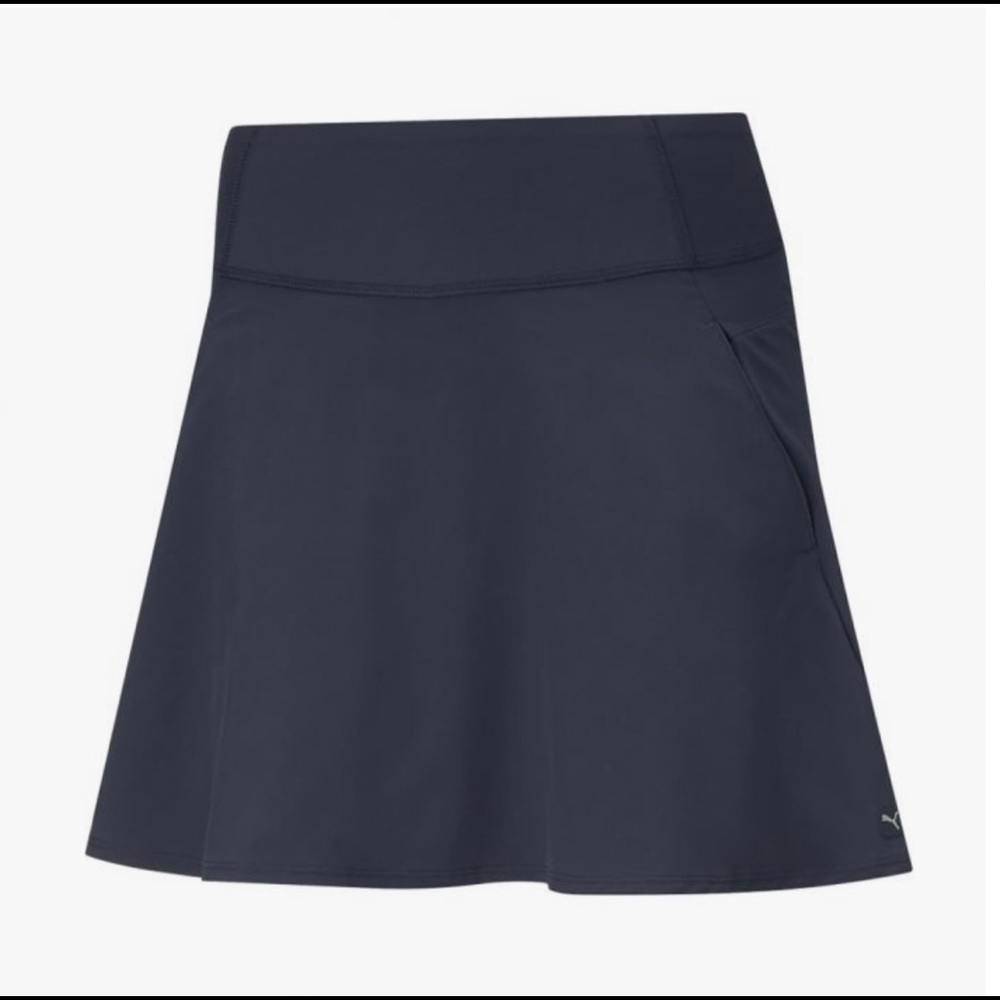 NWT - Puma Golf Woman’s Pwrshape Solid Woven Skirt 16”. Navy Blue. Size M